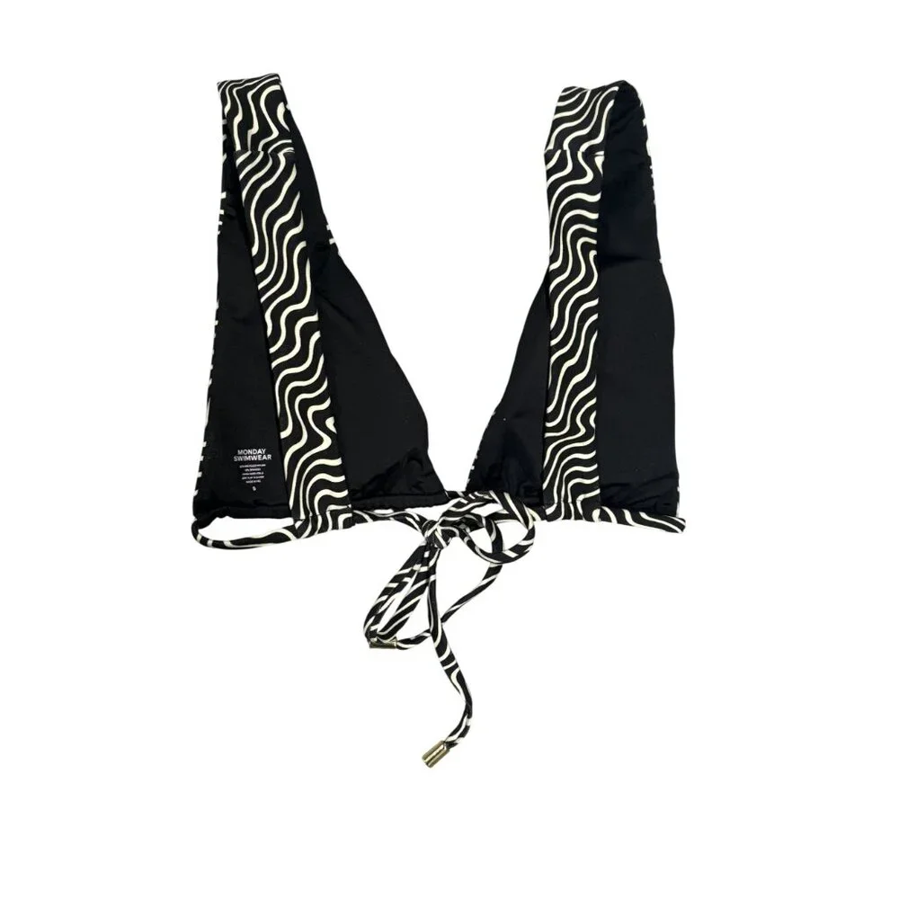 MONDAY Swimwear Palm Springs Bikini Top in Capri Wave